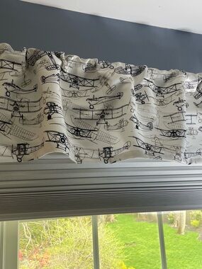 Aviation Print Window Valance in Cream and Black set of 2